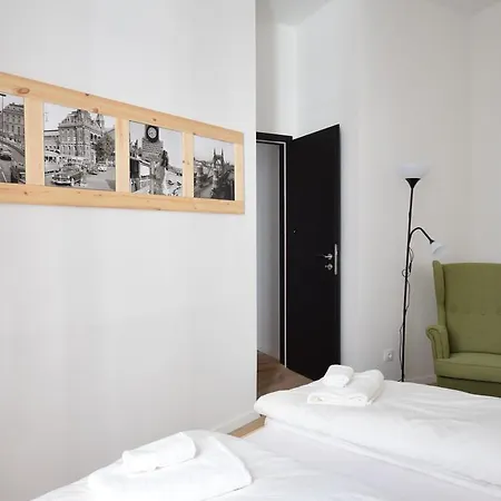Luxury By Hi5 - Bajcsy Apartment Budapest