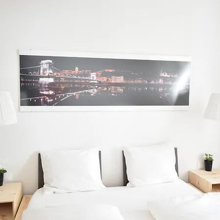 Luxury By Hi5 - Bajcsy Apartment