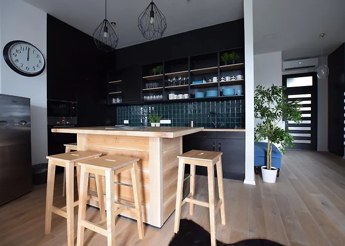 Luxury By Hi5 - Bajcsy Apartament *