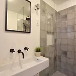Luxury By Hi5 - Bajcsy * Budapest