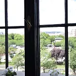 Luxury By Hi5 - Bajcsy Budapest