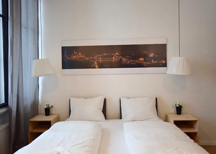 Luxury By Hi5 - Bajcsy Budapest